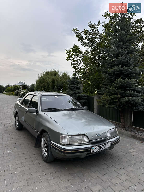 Седан Ford Sierra 1987 в Черновцах