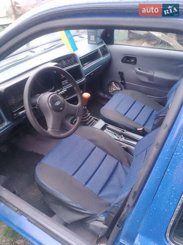 Седан Ford Sierra 1988 в Черновцах фото 6 Седан Ford Sierra 1988 в Черновцах