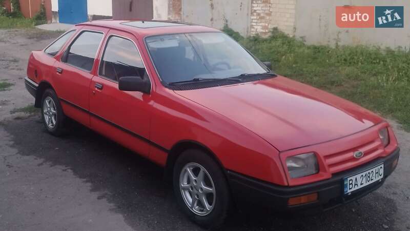 Лифтбек Ford Sierra 1983 в Александрие