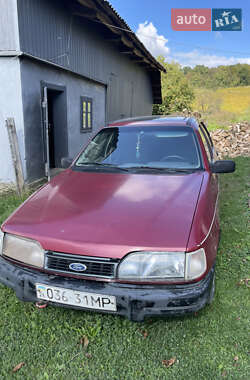 Седан Ford Sierra 1990 в Сторожинце