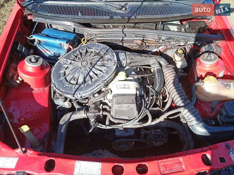 Седан Ford Sierra 1990 в Горишних Плавнях