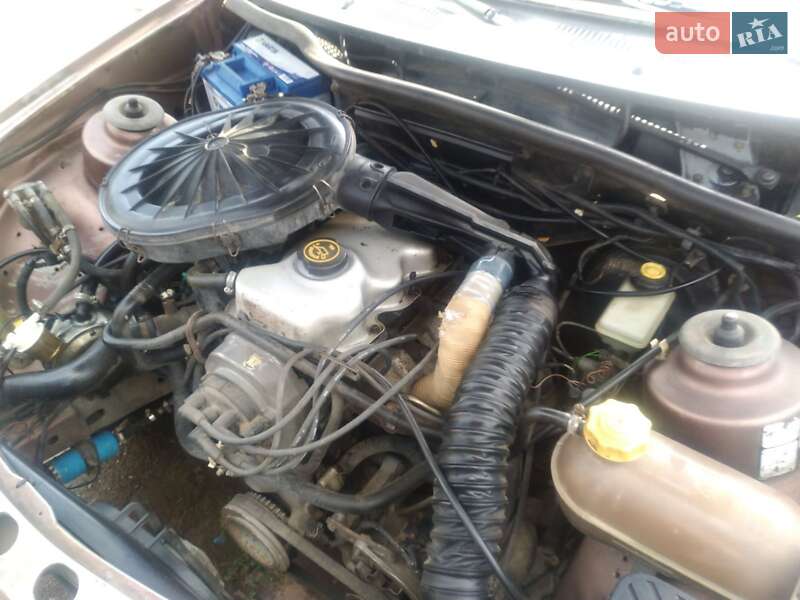 Лифтбек Ford Sierra 1989 в Ровно
