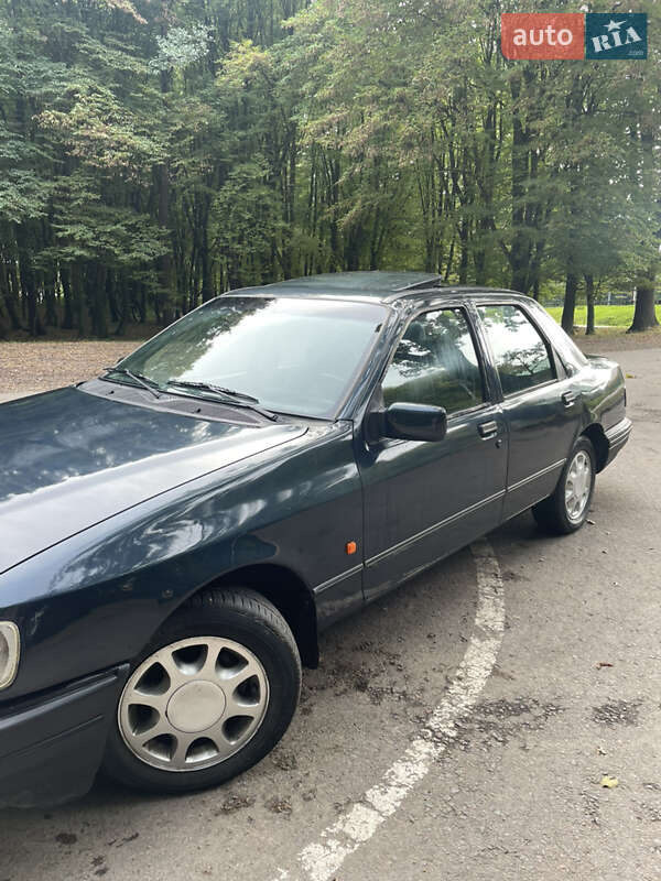Седан Ford Sierra 1992 в Львове