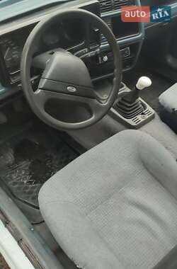 Ліфтбек Ford Sierra 1986 в 