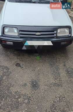 Лифтбек Ford Sierra 1986 в Киеве