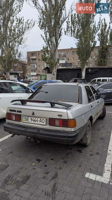 Седан Ford Sierra 1990 в 
