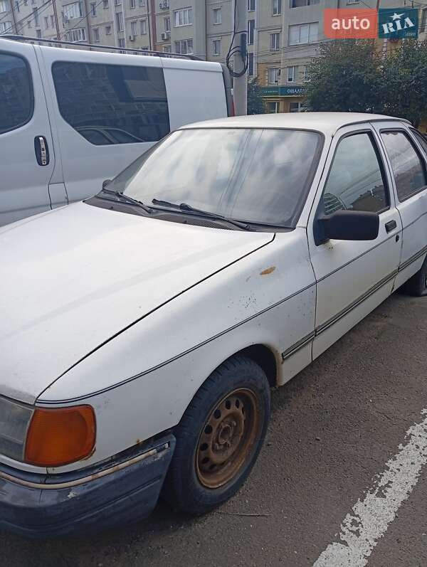 Лифтбек Ford Sierra 1988 в Черновцах