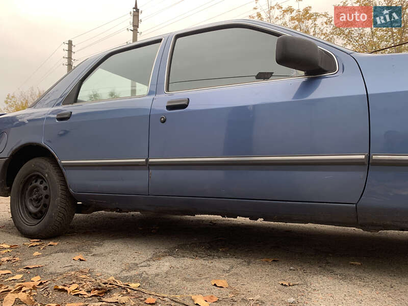 Седан Ford Sierra 1988 в Черкассах