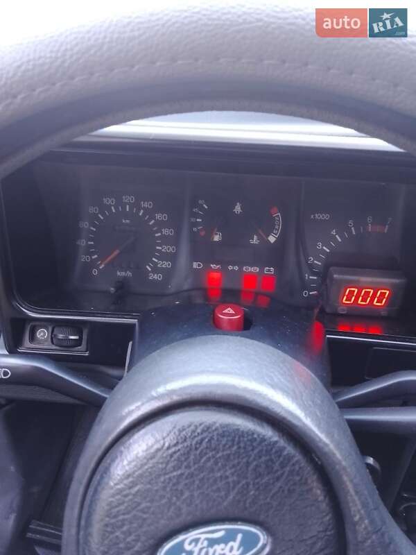 Седан Ford Sierra 1988 в Черновцах фото 12 Седан Ford Sierra 1988 в Черновцах