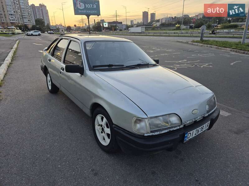 Лифтбек Ford Sierra 1988 в Киеве