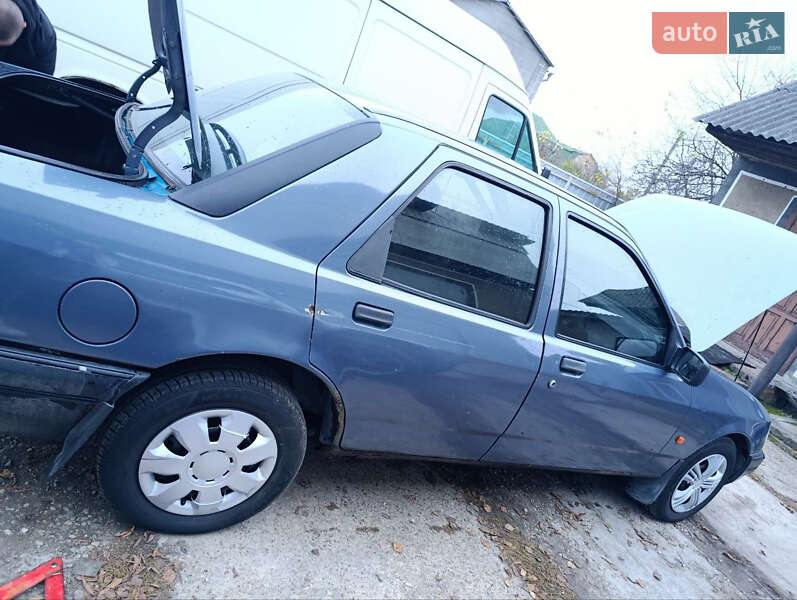 Седан Ford Sierra 1991 в Києві