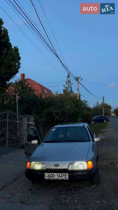 Універсал Ford Sierra 1982 в Ужгороді