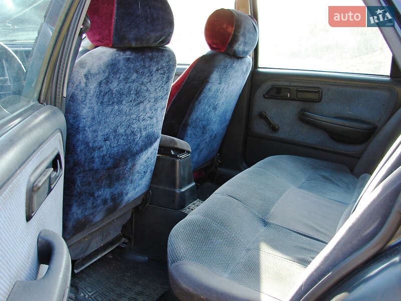 Ліфтбек Ford Sierra 1992 в Одесі