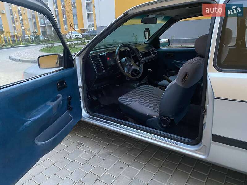 Лифтбек Ford Sierra 1987 в Одессе фото 22 Лифтбек Ford Sierra 1987 в Одессе