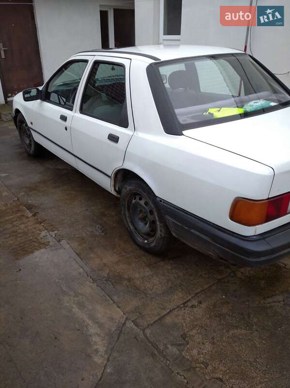 Седан Ford Sierra 1989 в Луцьку фото 3 Седан Ford Sierra 1989 в Луцьку