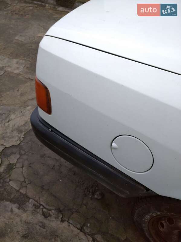 Седан Ford Sierra 1989 в Луцьку фото 9 Седан Ford Sierra 1989 в Луцьку