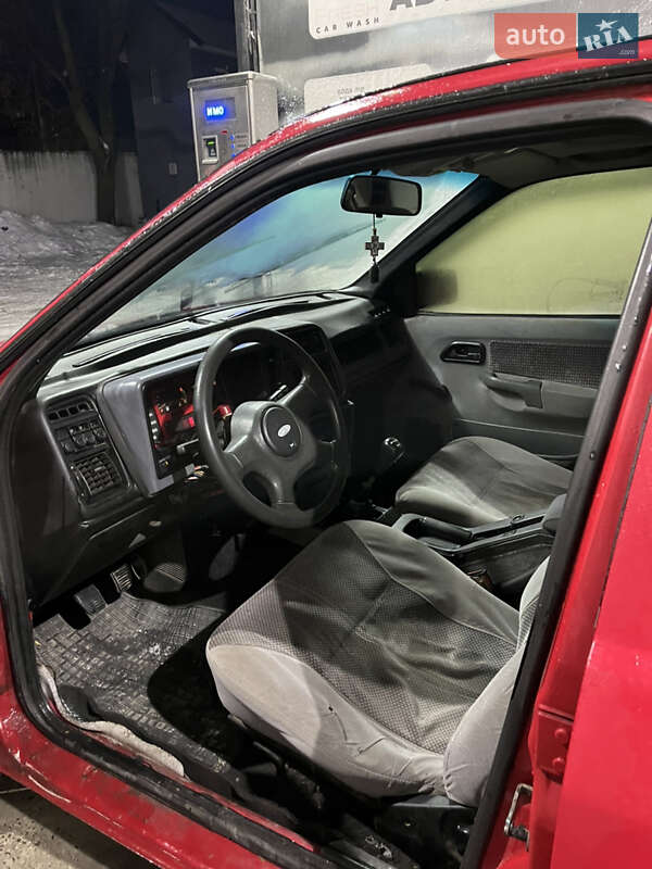 Седан Ford Sierra 1990 в Здолбунове фото 6 Седан Ford Sierra 1990 в Здолбунове