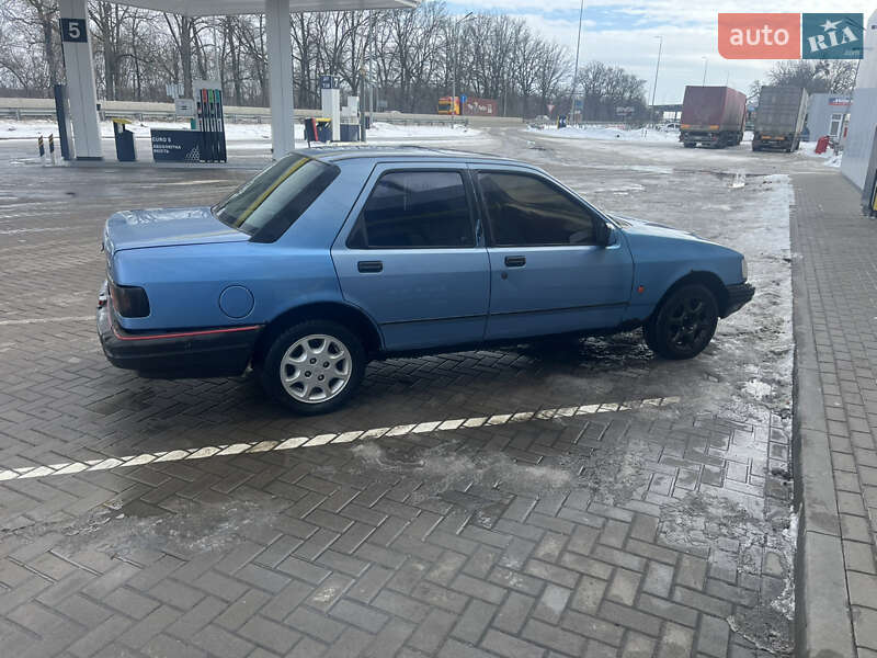 Седан Ford Sierra 1991 в Гребенках