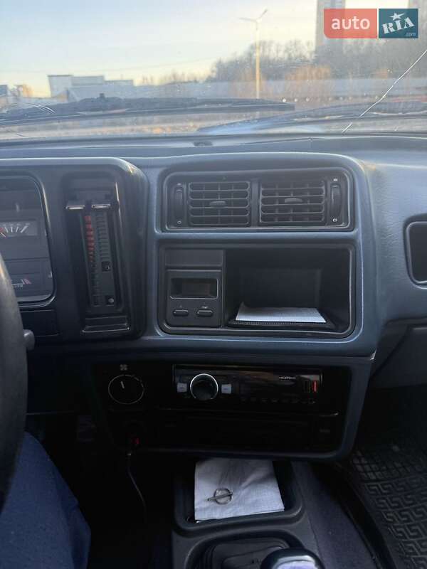 Универсал Ford Sierra 1988 в Киеве