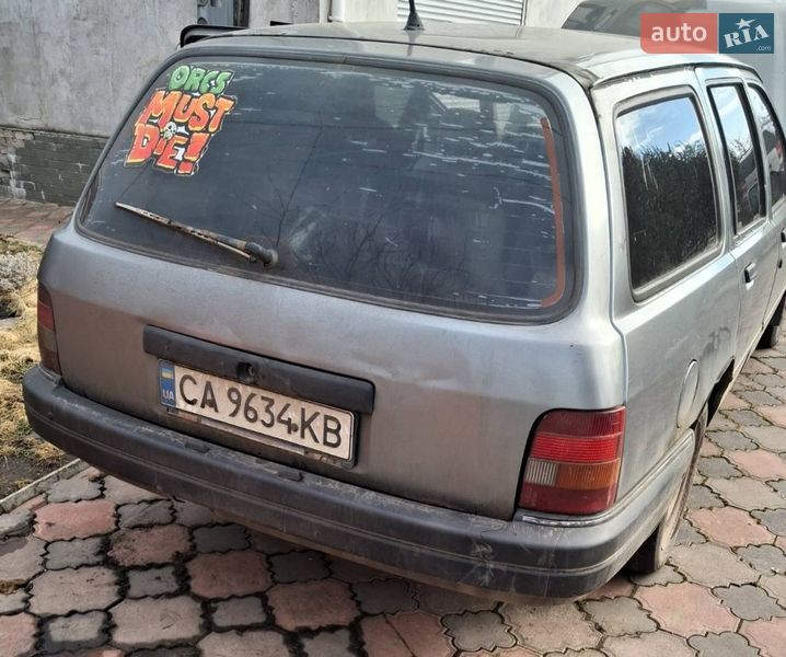 Универсал Ford Sierra 1985 в Смеле