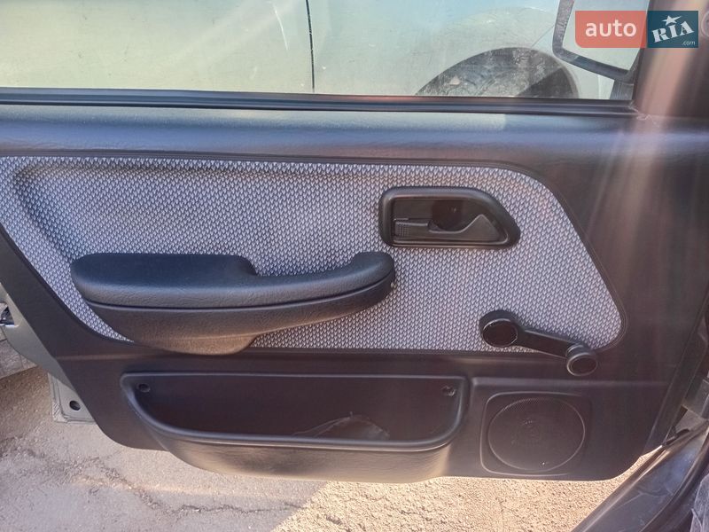 Седан Ford Sierra 1990 в Кропивницком фото 6 Седан Ford Sierra 1990 в Кропивницком