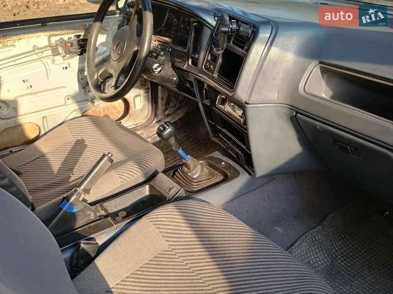 Лифтбек Ford Sierra 1988 в Кременце