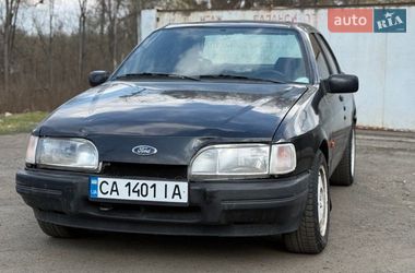 Седан Ford Sierra 1989 в Смеле