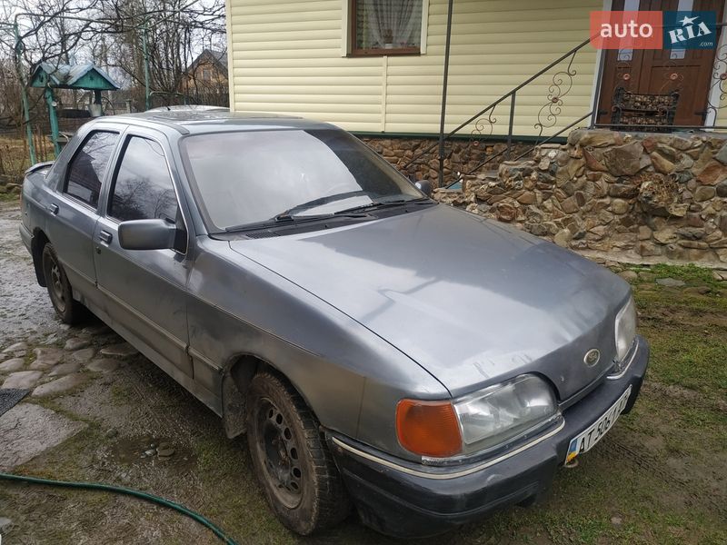 Седан Ford Sierra 1988 в Ивано-Франковске