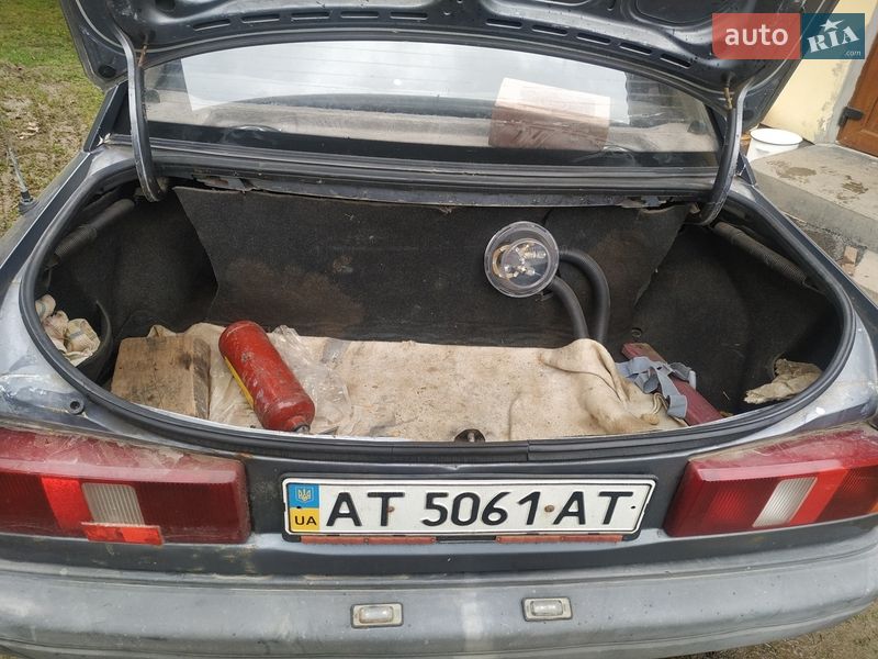 Седан Ford Sierra 1988 в Ивано-Франковске