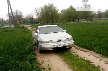 Седан Ford Taurus 1995 в Виннице