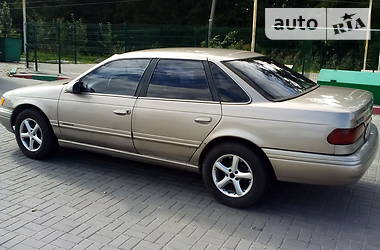 Седан Ford Taurus 1995 в Киеве