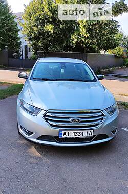 Седан Ford Taurus 2018 в Броварах