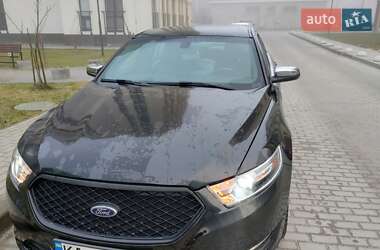 Седан Ford Taurus 2016 в Львові