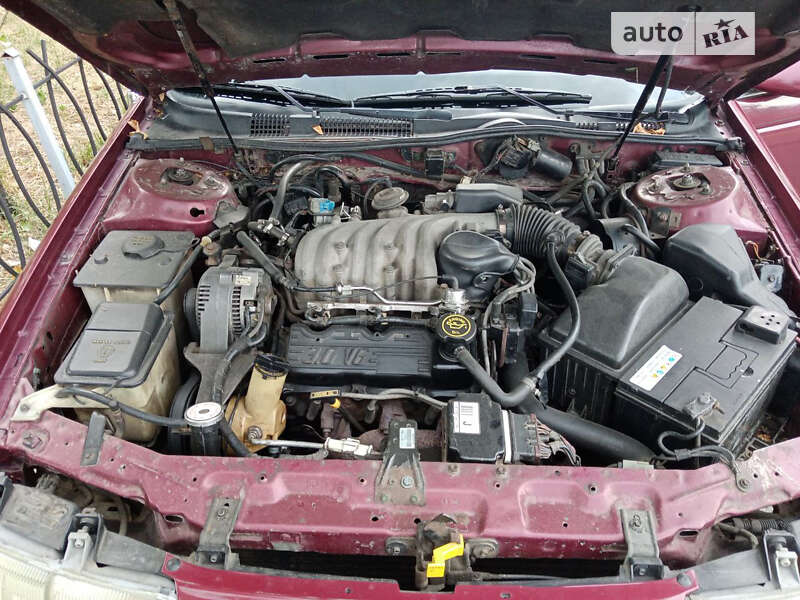 Седан Ford Taurus 1992 в Києві