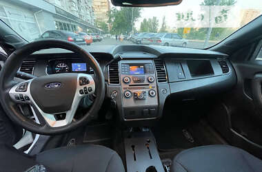 Седан Ford Taurus 2017 в Одессе