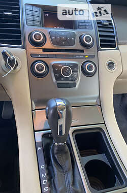 Седан Ford Taurus 2014 в Кропивницком