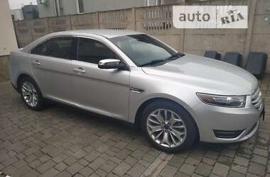 Седан Ford Taurus 2016 в Кривом Роге