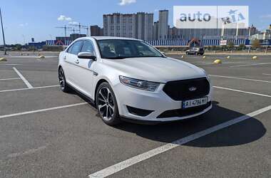 Седан Ford Taurus 2016 в Києві