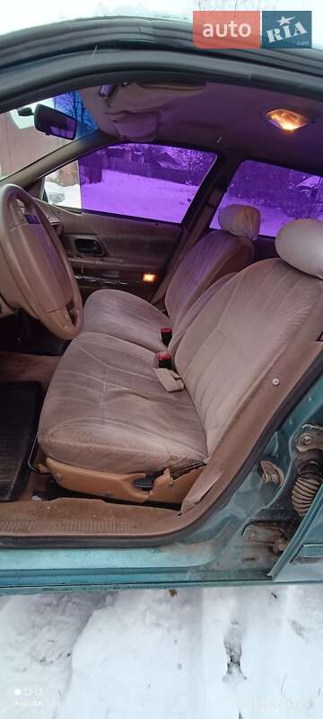 Седан Ford Taurus 1989 в Нежине фото 2 Седан Ford Taurus 1989 в Нежине