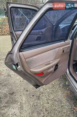 Седан Ford Taurus 1995 в Киеве