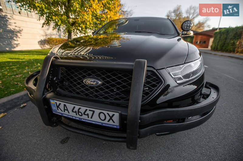 Седан Ford Taurus 2017 в Киеве