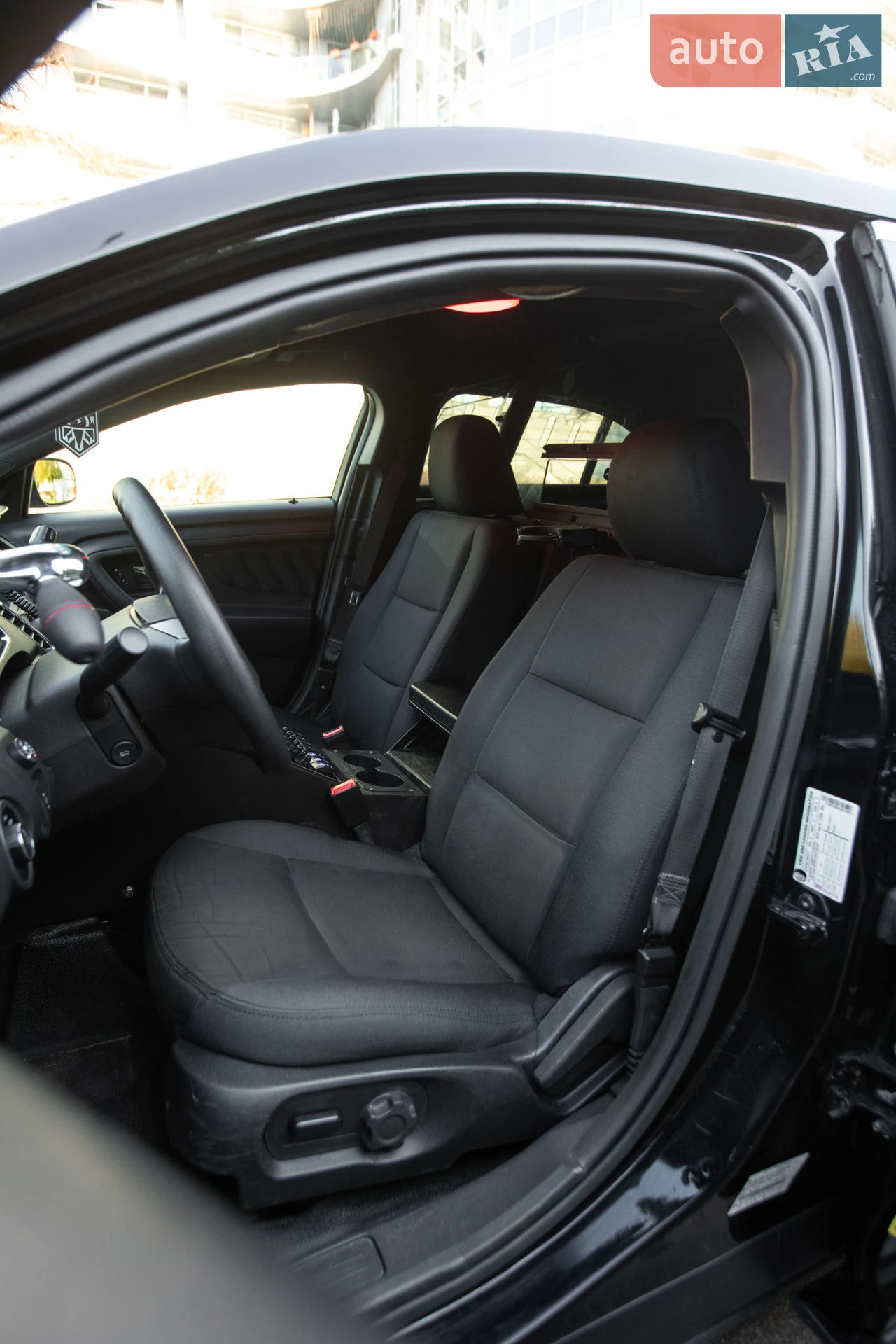 2017 Ford Taurus - мініатюра 34