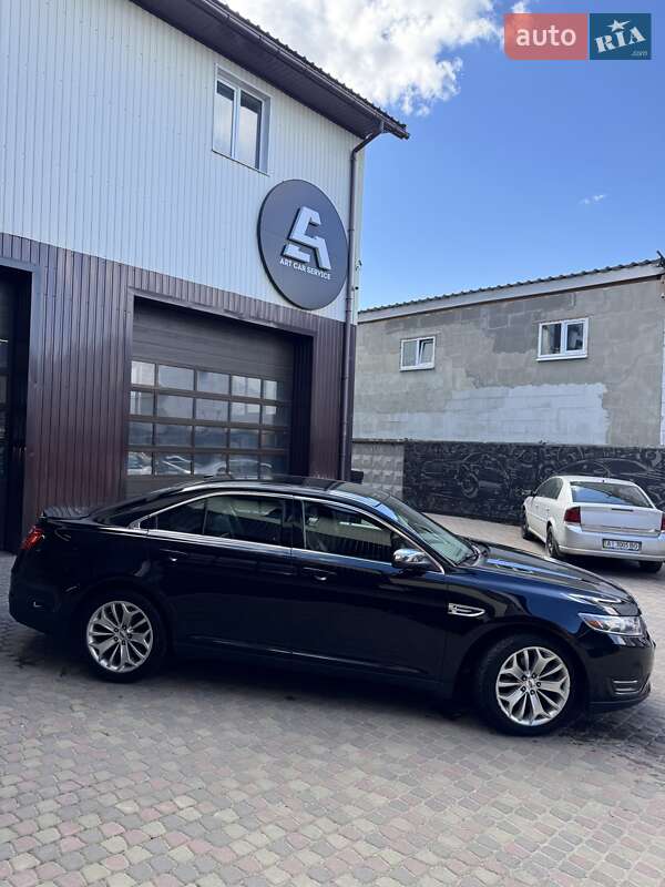 Седан Ford Taurus 2019 в Києві