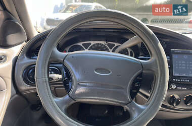 Седан Ford Taurus 1996 в 