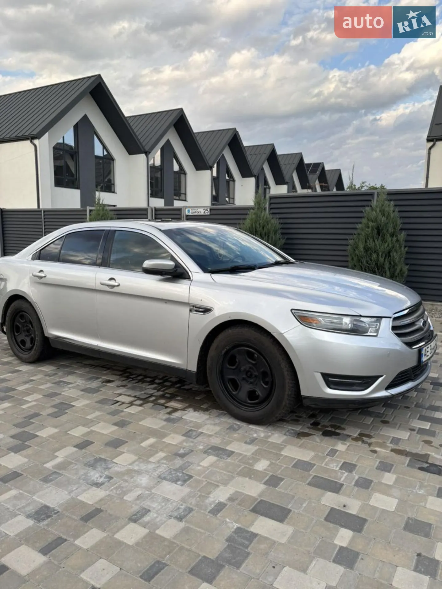 2012 Ford Taurus - мініатюра 7
