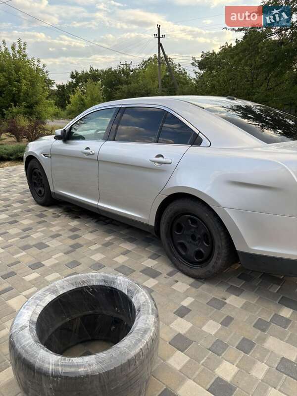 Седан Ford Taurus 2012 в Днепре