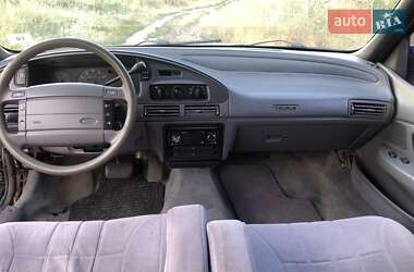 Седан Ford Taurus 1993 в 