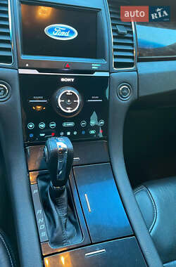 Седан Ford Taurus 2018 в 
