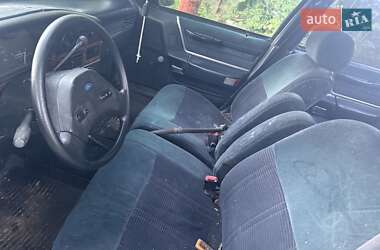 Седан Ford Taurus 1989 в Ахтырке