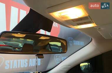 Седан Ford Taurus 2017 в 